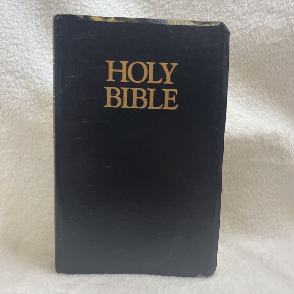 Holy Bible King James Version Giant Print Reference Edition Concordance Red Ltr